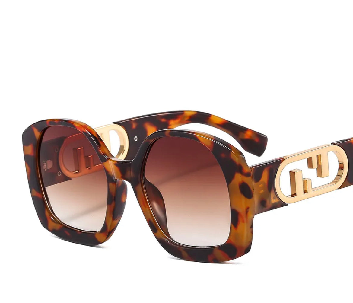 Oversize Square Fashion Sunglasses( several colors)